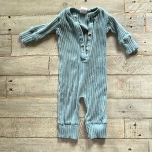 Kate Quinn long sleeved ribbed pajama 0-3 month